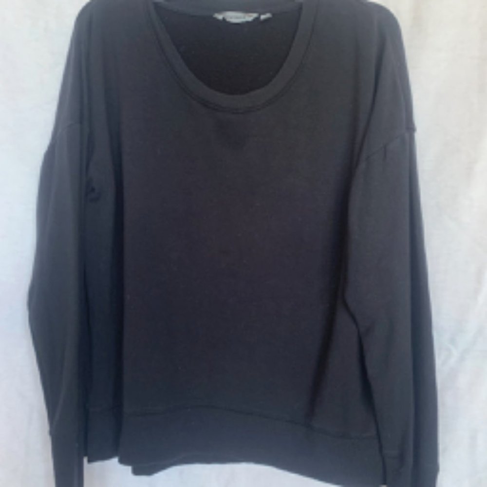Athleta Long Sleeve Black Fleece Crew